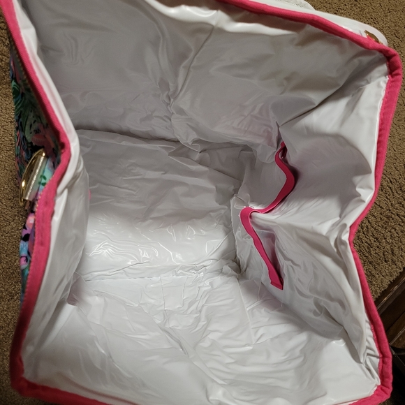 NWT! Lilly Pulitzer insulated wine carrier - Picture 4 of 10